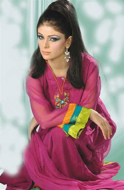songs maniaa sanam abbasi sindhi beautiful model and actress