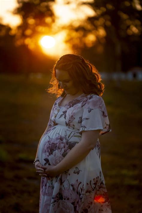 dreamy sunset maternity session gympie photographer photography