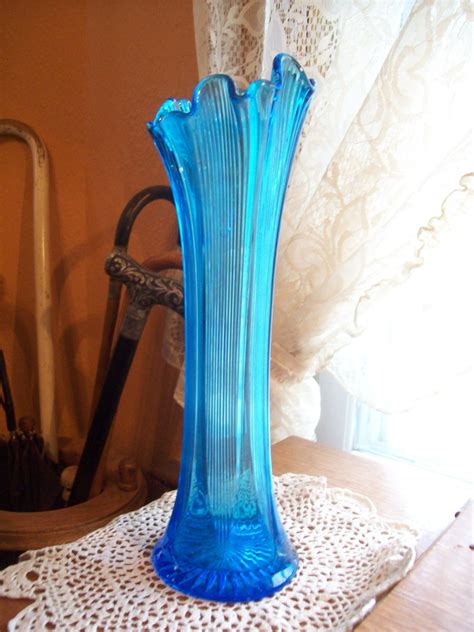 Vintage Aqua Blue Glass Flower Vase By Vintagekats On Etsy