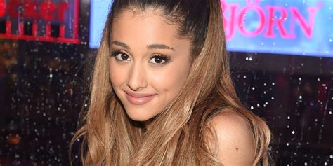 Ariana Grande S Problem Becomes First Song To Top Uk Singles Chart