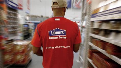 Lowes Increases Seasonal Worker Hiring To About 46 000 Charlotte