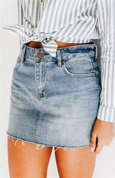 15 denim skirt outfits that we find so cute society19