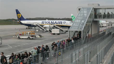 eindhoven een van de slechtste vliegvelden ter wereld rtl nieuws