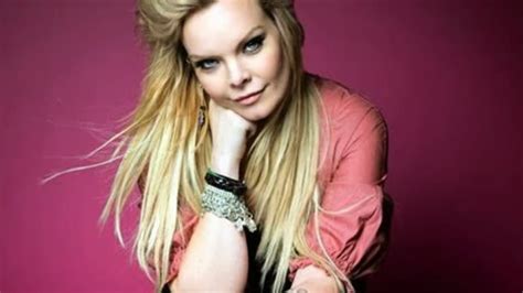 Anette Olzon Former Nightwish Singer “beaten Down And Robbed By A