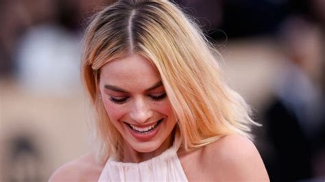 Margot Robbie S Reaction To Getting Her First Ever Oscar