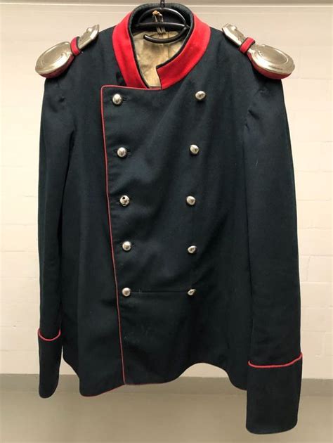 uniform  kavallerie mit epauletten acheter sur ricardo