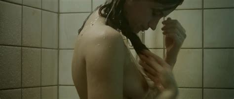 Nude Video Celebs Danica Curcic Nude Oasen 2013