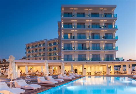 blue ivy hotel  suites protaras hotels  cyprus mercury