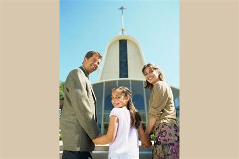 encouraging family mass attendance  family   time catechists journey