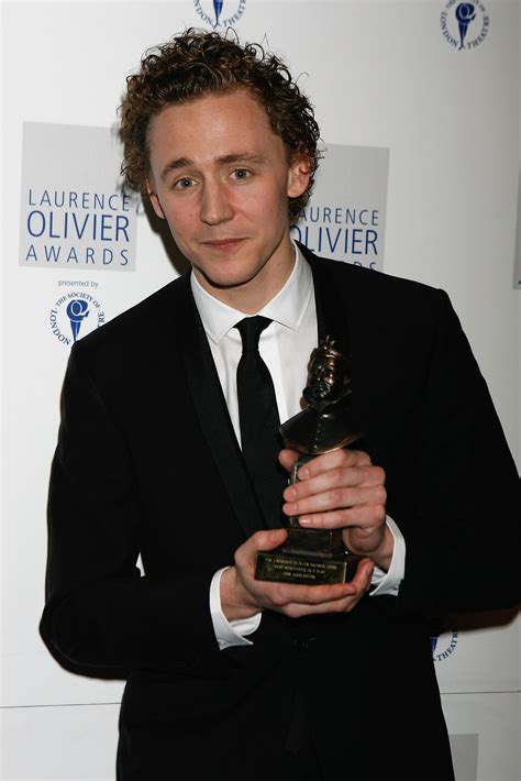 turns out that tom hiddleston has always looked like a
