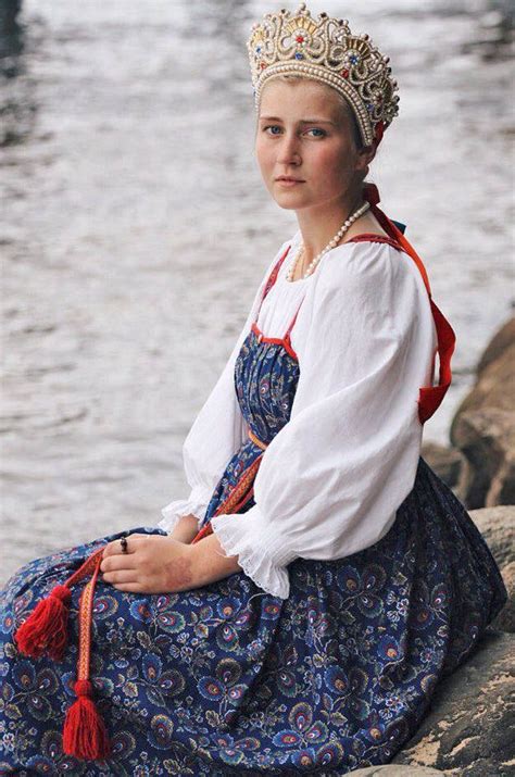 russiantraditional russiancostume russian traditional folk costume