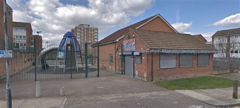 adventure play centre  shut  plumstead  plans approved murky