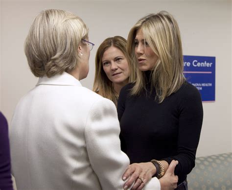 Jennifer Aniston Offers Starpower But Few Words In D C For Breast