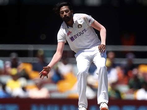 Aus Vs Ind 4th Test Mohammed Siraj Called A Grub By Spectators At