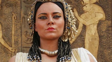 why cleopatra continues to fascinate more than 2000 years
