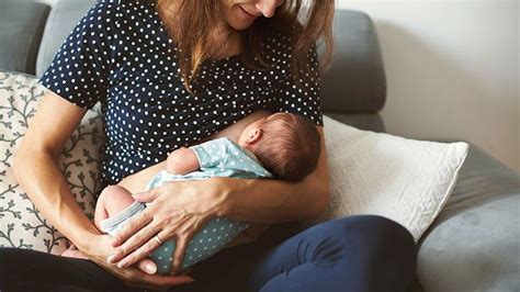 Rheumatoid Arthritis And Breastfeeding What Women With Ra Need To Know