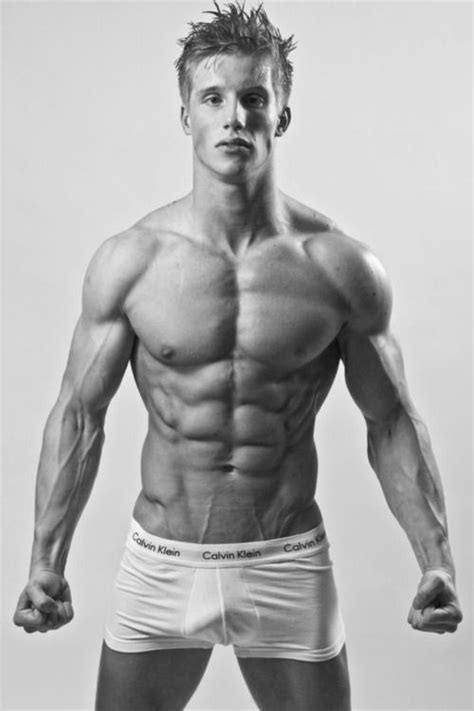 487 best images about human figure on pinterest models muscle and pose reference
