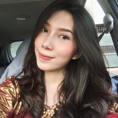 Tika Cahyani Jakarta Jakarta Raya Indonesia Profil Profesional