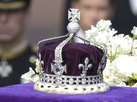 Koh I Noor India Sues The Queen For Return Of Stolen £100m Diamond