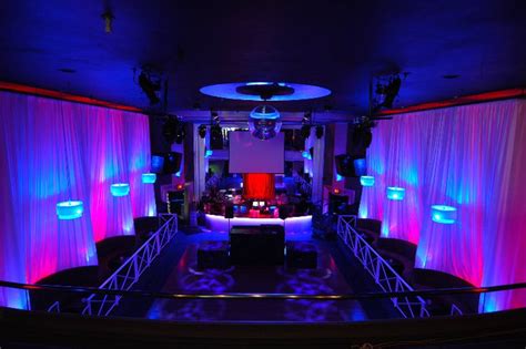 design ideas   budget   nightclub  lounge lushes curtains blog
