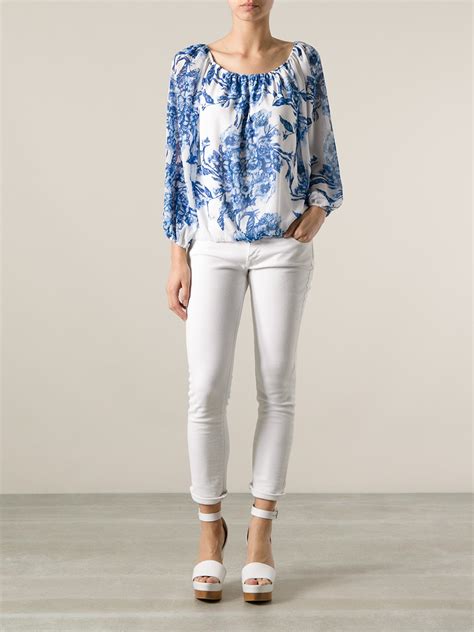 lyst alice olivia floral print blouse in blue