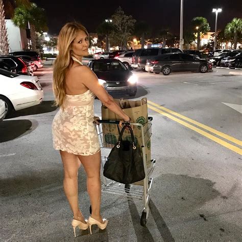 Doing Some Shopping 🛒 Thank You Sparky057 For My Beautiful Dress 👗😍