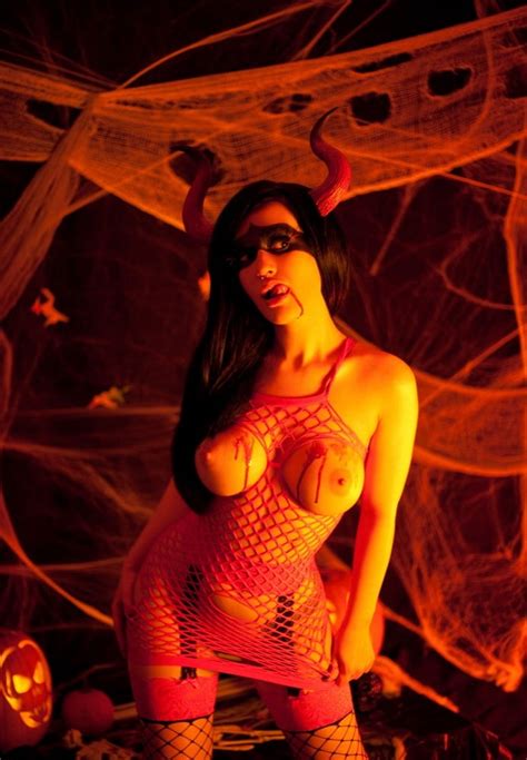 Naughty Halloween 26 Pics Xhamster