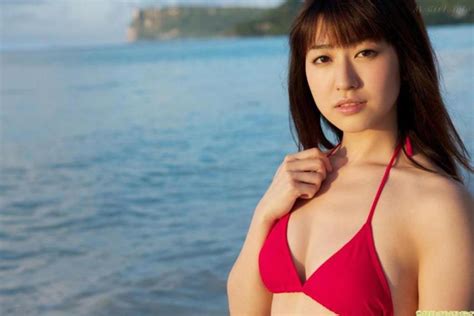arisa kuroda foto model wanita seksi japan idol