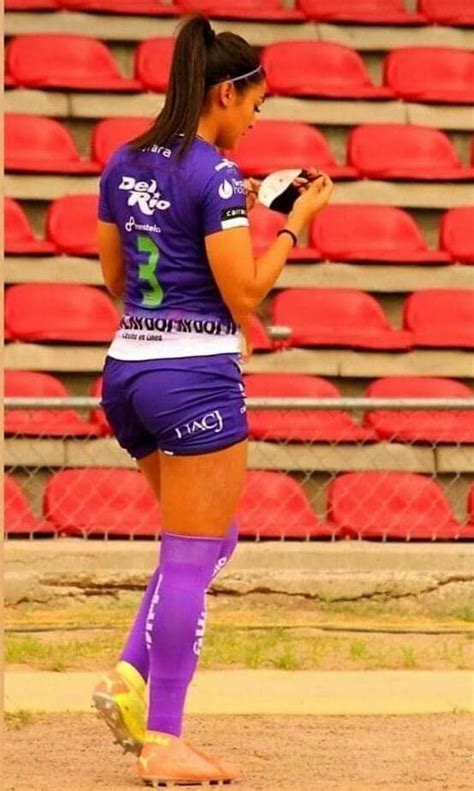 pin by edgar on chicas del fútbol sexy sports girls beautiful female