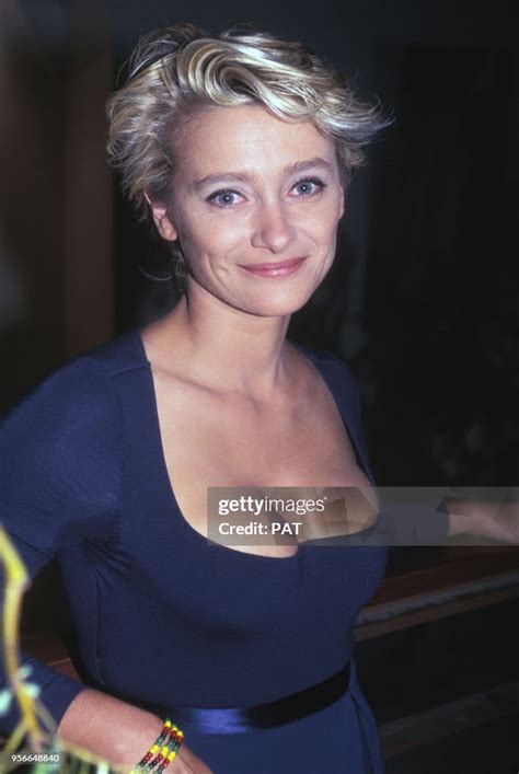 Valérie Payet Animatrice De Télévision En Juin 1996 à Paris France
