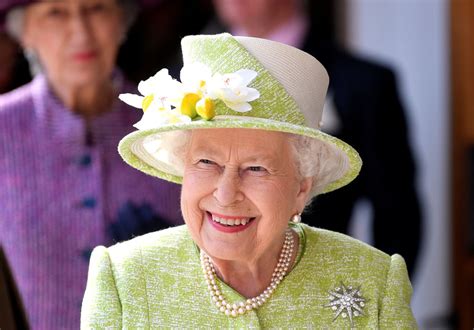 queen elizabeth is nowhere close to being the richest