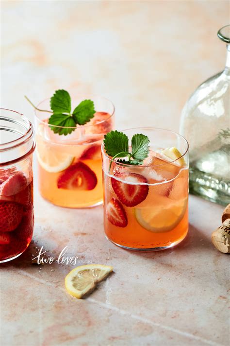 layer drinks  photography   styling tips
