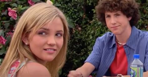jamie lynn spears and the cast of zoey 101 are reuniting with dixie d