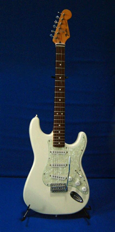 fender stratocaster guitar wiki fandom powered  wikia