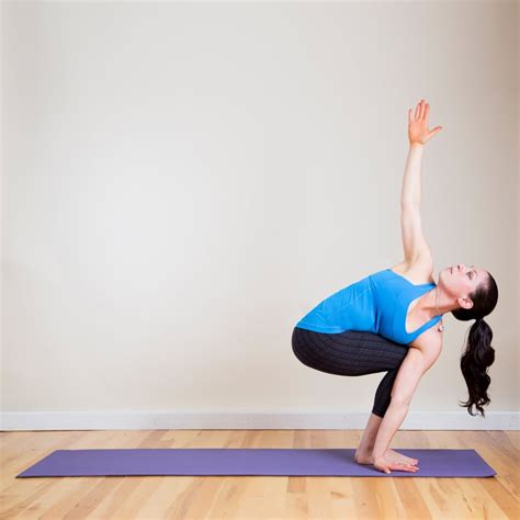 morning detox  yoga ways  debloat fast popsugar fitness photo