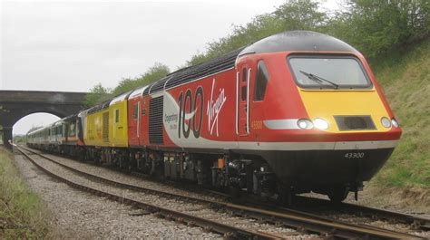 multi coloured hst convoy  group