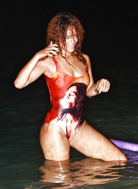 Rihanna Sexy On A Yacht In Barbados Porn Pictures Xxx Photos Sex