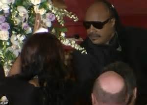whitney houston funeral oprah winfrey and mariah carey blend into the
