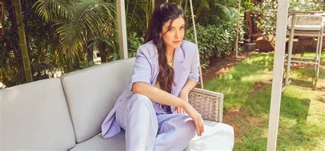 Shanaya Kapoor To Make Her Big Film Debut With Mohanlals Pan Indian