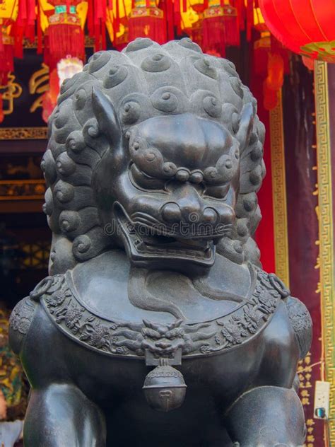 bronze statue   chinese dragon   wong tai sin temple  hong kong editorial