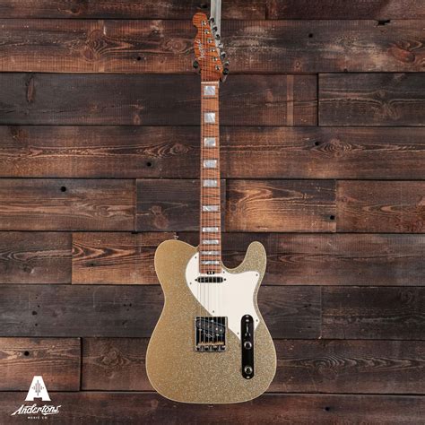 iconic guitars vintage modern  double bound  gold sparkle