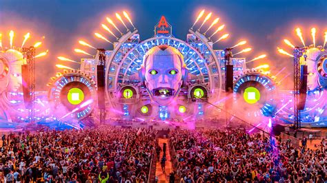 spectacular festival stage designs