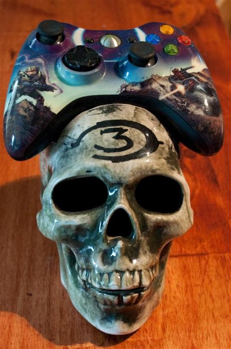 amazing xbox  skull controller cradle