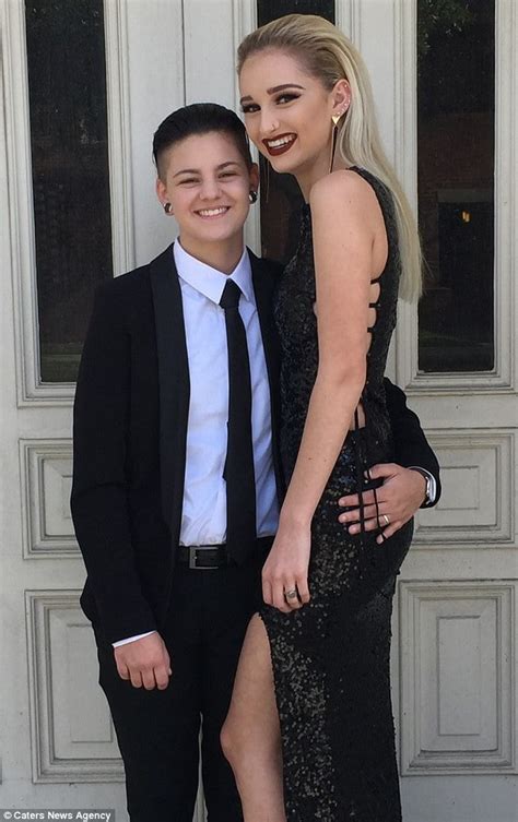 lesbian teens become first same sex prom king and queen at