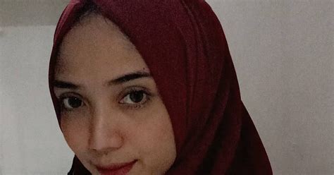 Janda Cantik Muslimah Pin Di Kerudung Download Lagu Janda Muslimah