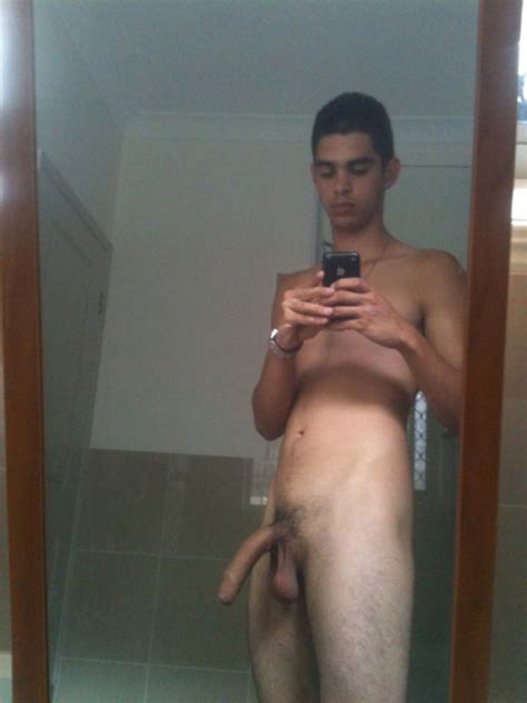 dude got an exceptional curved cock nude man cocks
