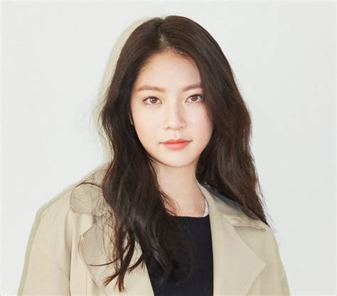 Gong Seungyeon Models For Plastic Island Daily K Pop News