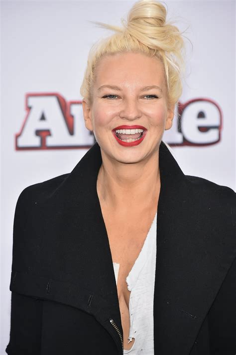Photos Of Sia Without Her Wig Even Though She Has The Funniest Reason