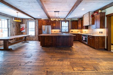 rustic barnwood flooring  barnwood