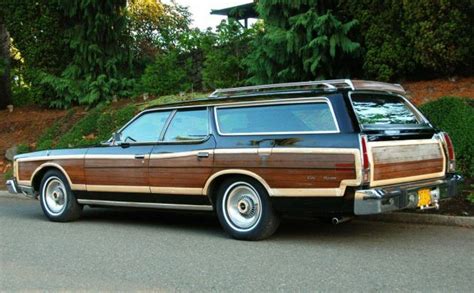 Luxury Estate 1977 Ford Country Squire Station Wagon
